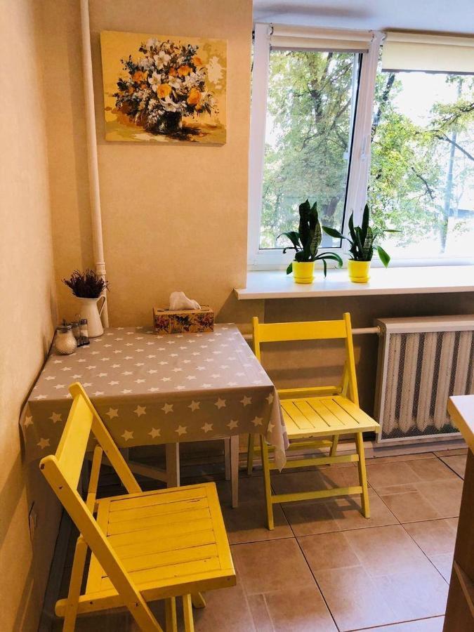 Sunflower Apartment Near Kiev Airport & Railway Station & Center City! エクステリア 写真