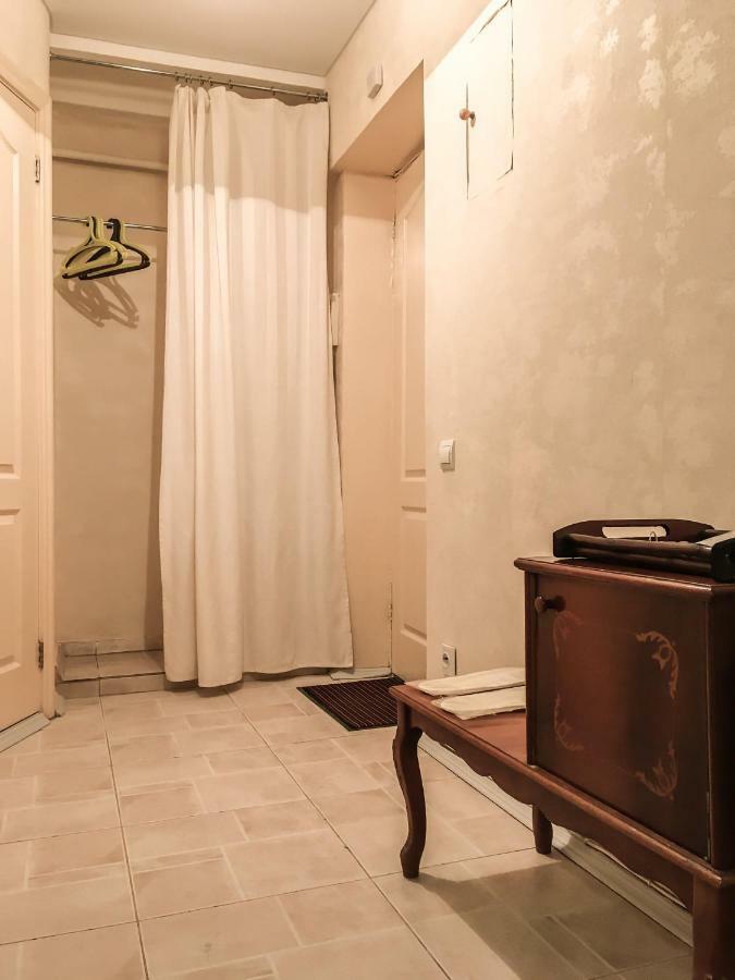 Sunflower Apartment Near Kiev Airport & Railway Station & Center City! エクステリア 写真